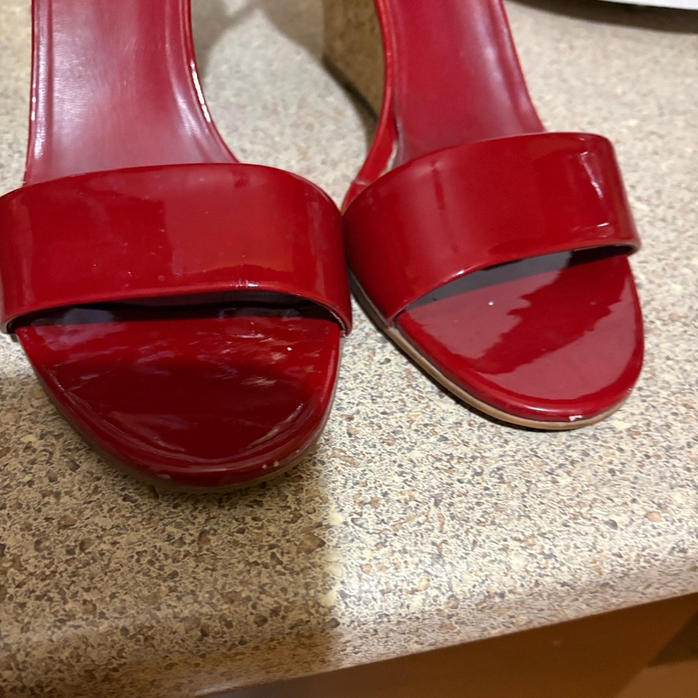Gucci Red Patent Leather Cork Wedge Sandals - Picture 10 of 16